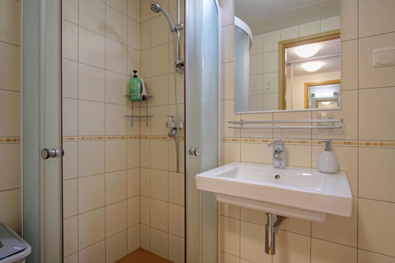 Studio Apartment In Quiet Heart Of Everything Tallin Zewnętrze zdjęcie
